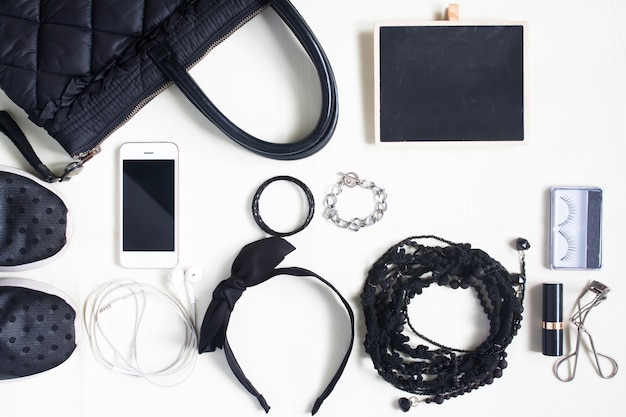 Sleek Chic Accessory Trends