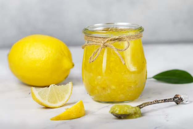 Marmellata di limoni con cannella