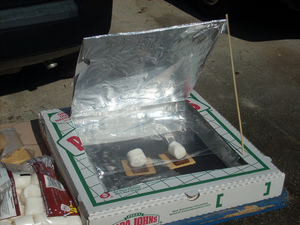 Pizza Box Oven for S'mores | I made a solar powered oven out… | Flickr