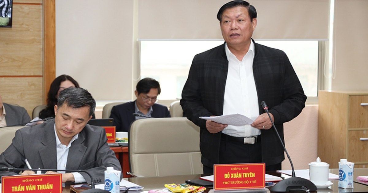 Phó Thủ tướng Trần Hồng Hà: Các bộ, ngành phải vào cuộc cùng Bộ Y tế khắc phục khó khăn, vướng mắc