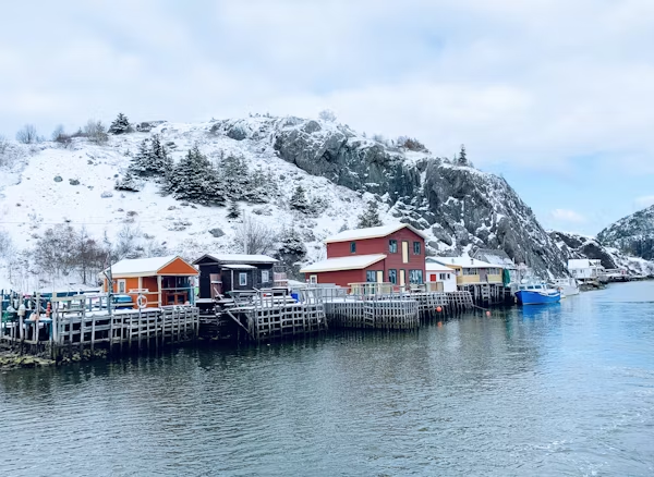 Le village de pêcheurs Quidi Vidi sous la neige